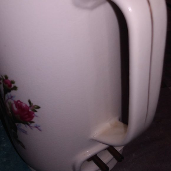 Tea Pot Electric Pink Roses  w/Gold Trim Vintage - Picture 5 of 6